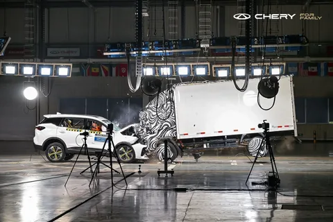 Chery Tiggo 7 Kamyonla Yapılan 50 km/s Çarpışma Testini Başarıyla Tamamladı