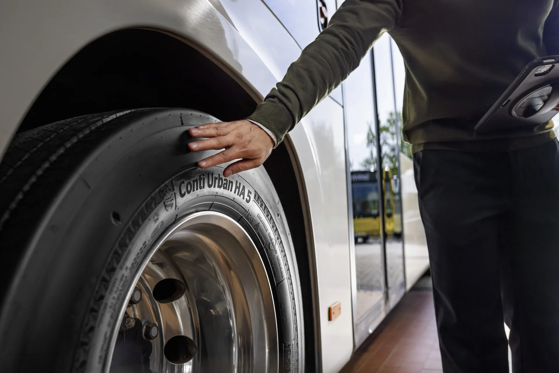 Continental’den Toplu Taşımaya 5. Nesil Lastik Desteği: Conti Urban HA 5 ve Conti Coach HA 5 Tanıtıldı