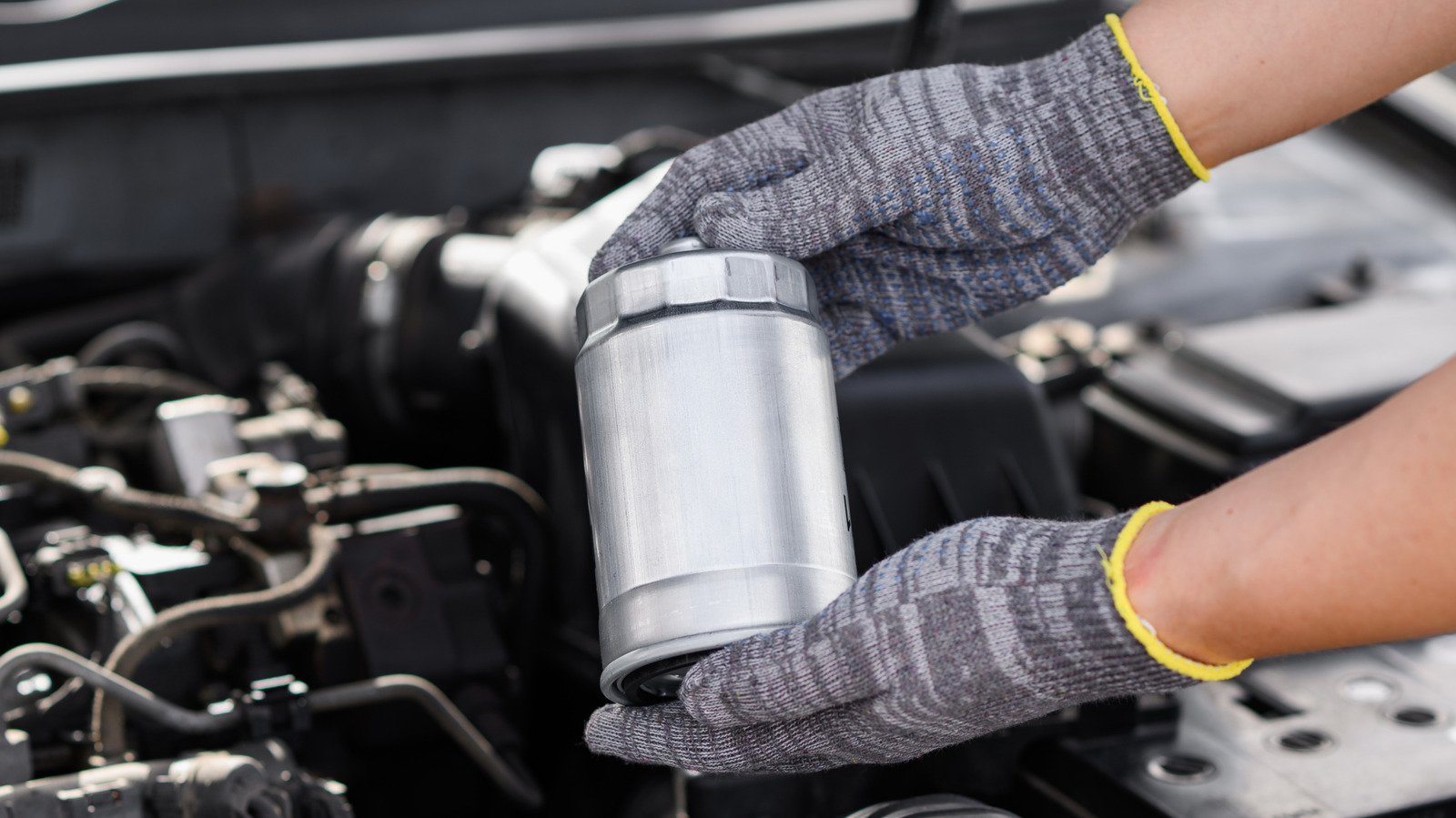 Dizel Motorlarda Neden İki Yakıt Filtresi Var? Benzinli Araçlardan Farkı Ne?