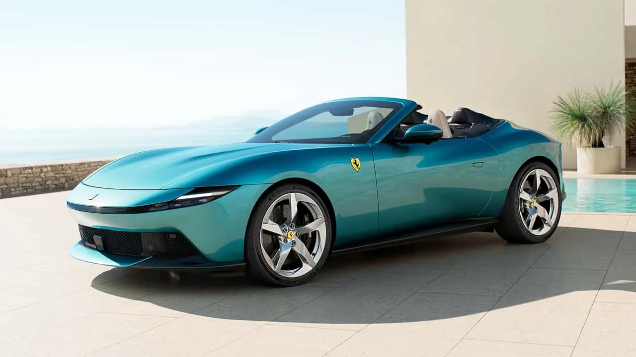 Ferrari Amalfi Spider: Buram buram sahil havası
