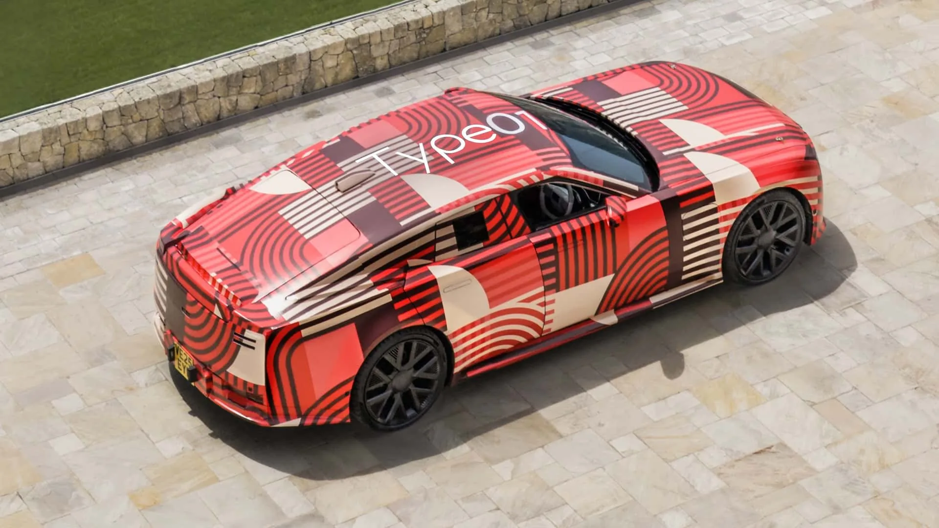 Jaguar Type 01: Elektrikli Sedanın Kamuflajı Açılmaya Başladı