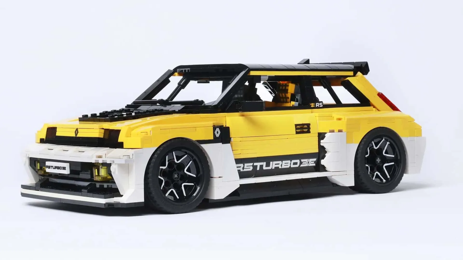 Lego, Renault 5 Turbo Setini Üretmeli — Hayranlar Oy Veriyor