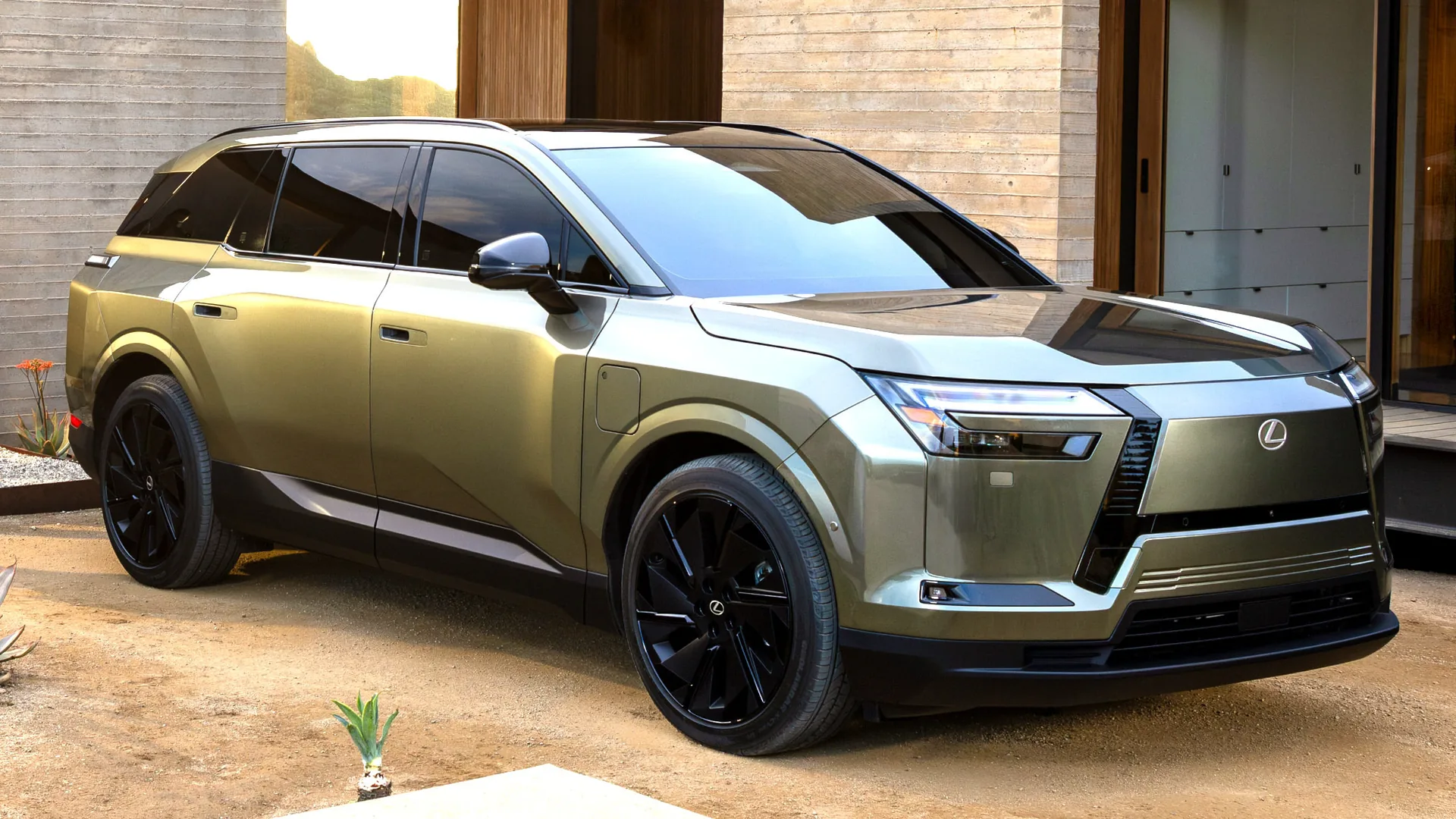 Lexus'un Akılcı Stratejisi: Toyota Maliyetiyle BMW Prestiji ve Başarı Formülü