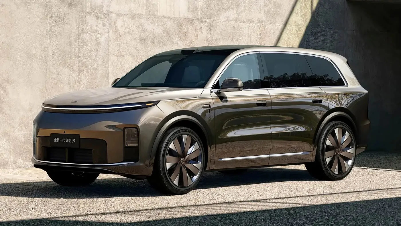 Li Auto L9: Aktif Süspansiyonlu Yeni Amiral Gemisi SUV, 67.600 Dolardan Satışta
