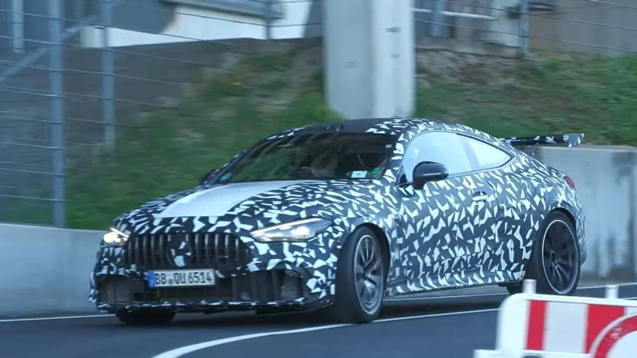 Mercedes-AMG CLE Coupe V8 ile Görüntülendi: GT Ruhu Geri Dönüyor