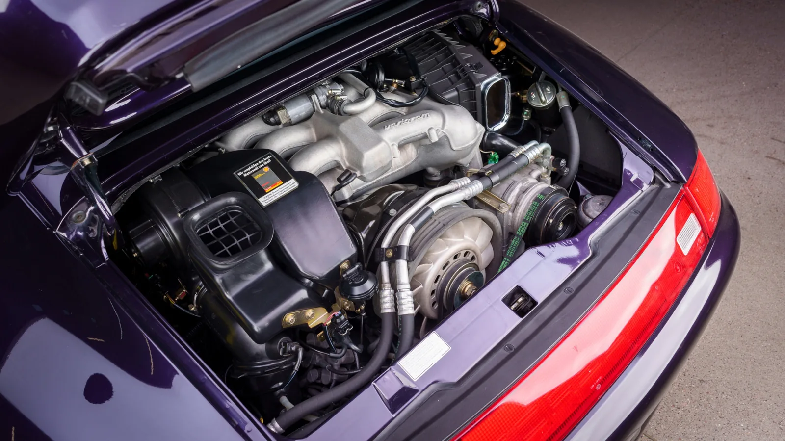Porsche'nin Düz 6 Olmayan Motorları: Bilinmeyen Tarih