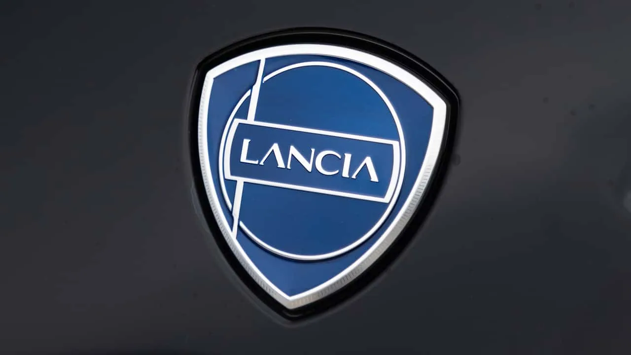 Stellantis Lancia'yı Niş Markaya Dönüştürüyor: Yönetim Fiat'a Devrediliyor