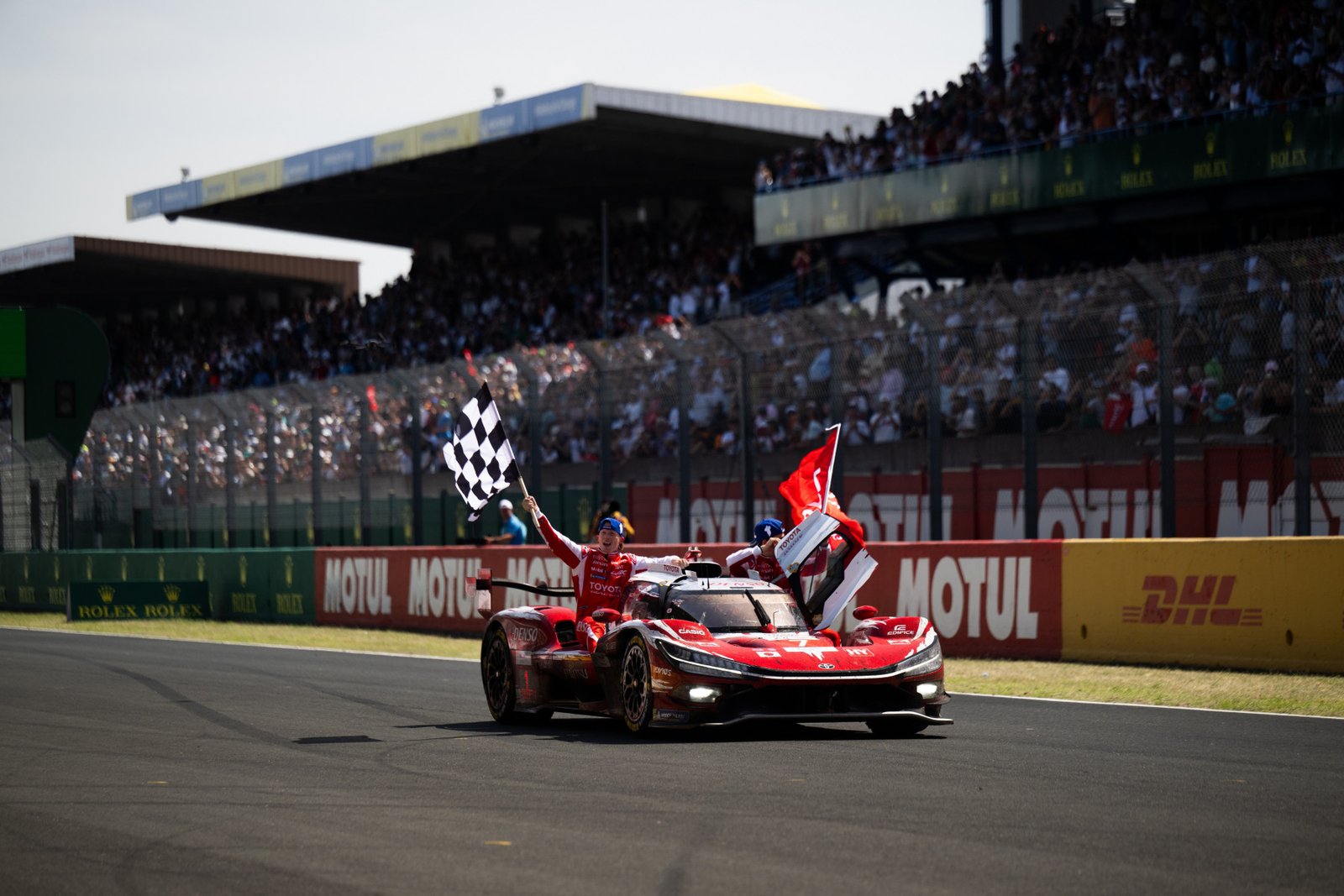 Toyota Efsanevi Le Mans 24 Saat Yarışı’nda Altıncı Zaferini Elde Etti